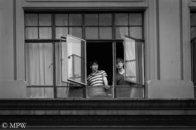 Auckland City street photo, Queent St, black and white